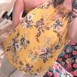 Torrid women's 2X thin sleeveless yellow floral top